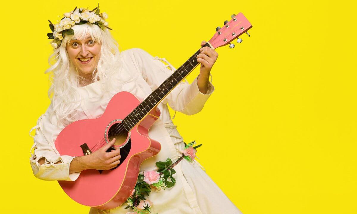 Oxford Lion Researcher Swaps Climate Models For Shakespeare Comedy